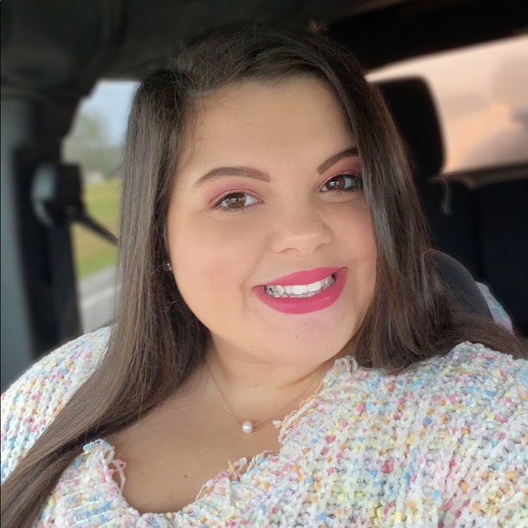 Meet your Posher, Josie - Picture 1 of 1